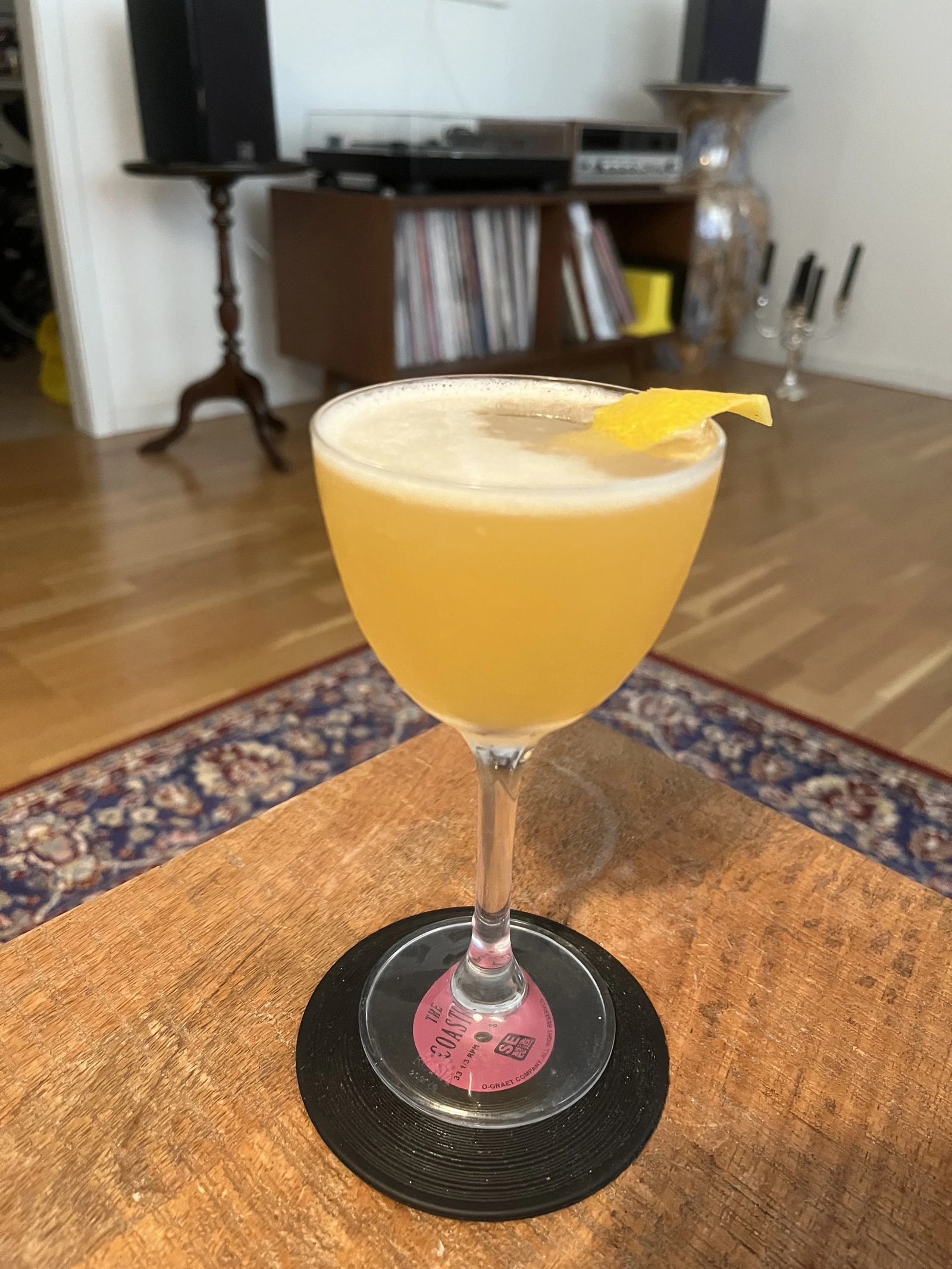 Picture of Bees Knees cocktail